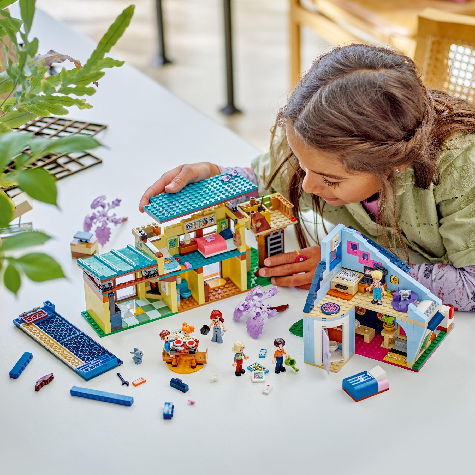 LEGO 42620 Friends Olly En Paisley's Huizen - afbeelding 2