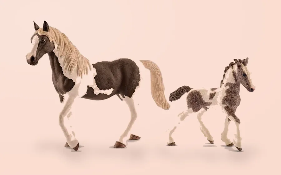 Schleich Pinto-merrie met Tinker-veulen